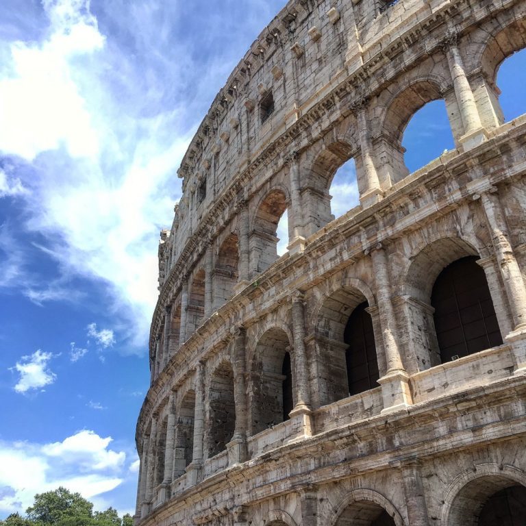 Particolare delle arcate del Colosseo