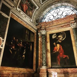 Scopri di più sull'articolo <span class="entry-title-primary">Le OPERE di CARAVAGGIO a ROMA: parte seconda</span> <span class="entry-subtitle">Il ciclo di San Matteo nella Cappella Contarelli</span>