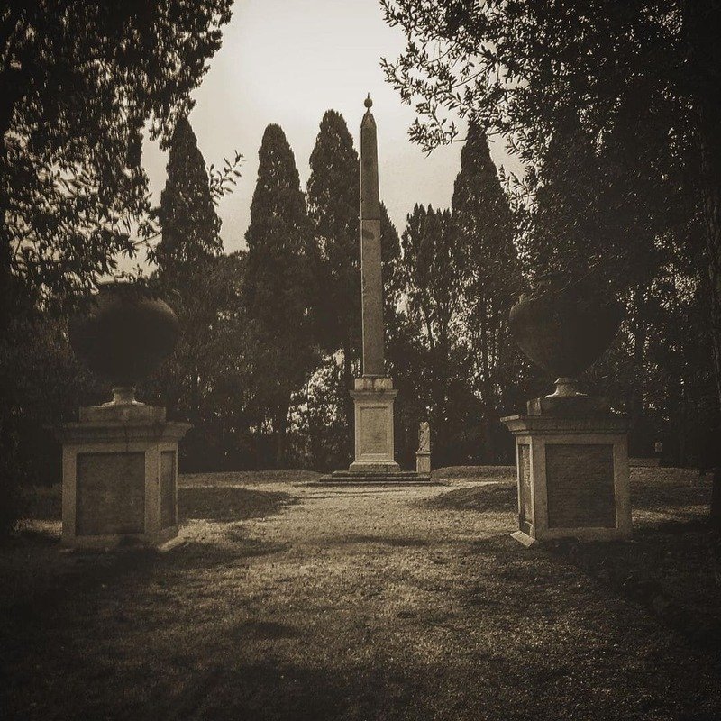 obelisco villa Celimontana